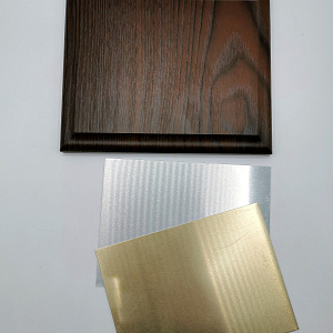 Номер на дверь комплект (основа+алюминий 2 шт+скотч) 90х120мм (Венге) (1/28)