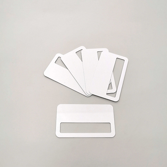 Бейдж 70х40мм с окном 60х12мм (белый SU01), без крепления  (50/100)